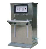 白酒灌裝機(jī)